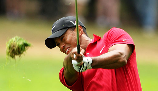Zwar prügelte Tiger Woods hübsche Gras-Schnitzel raus, die Bälle traf er aber nicht immer exzellent
