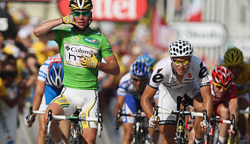Auch auf der 3. Etappe war er unschlagbar: Mark Cavendish (l.) holte sich seinen zweiten Tageserfolg...