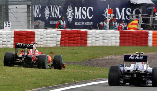 Auf der Strecke war Fahrkunst gefragt. Bei teilweise feuchter Piste ritt im Qualifying nicht nur Felipe Massa aus