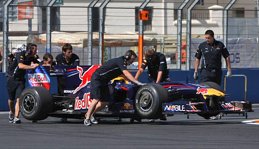 Sebastien Vettel hatte am Vormittag Pech mit einem Motorschaden. Im Qualifying wurde es immerhin noch Rang vier vor Button