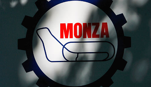 Willkommen in Monza, wo die Formel-1-Autos noch so richtig schnell unterwegs sind - mit über 340 km/h.