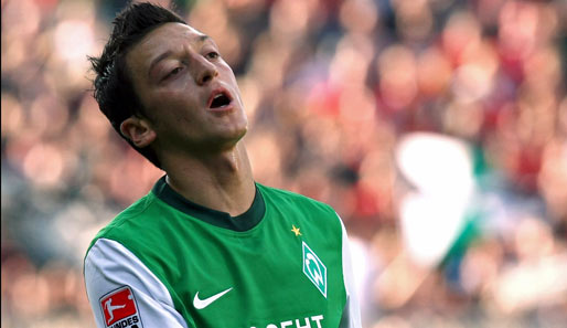 Auf Mesut Özil müssen die Bremer allerdings verletzungsbedingt verzichten. Trotzdem ist die Vorgabe von Thomas Schaaf ganz klar: "Wir müssen dominant sein"