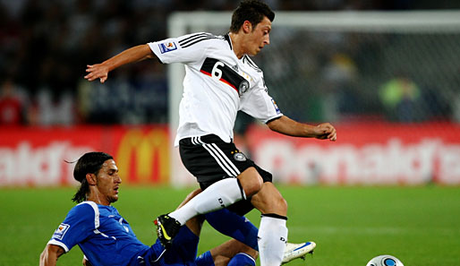 Wendig, agil, spielintelligent: Mesut Özil, wie man ihn kennt
