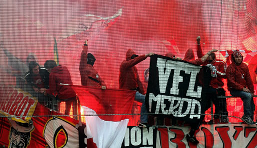 Derby-Fieber: Im Block der Köln-Fans brennt die Luft im wahrsten Sinne des Wortes