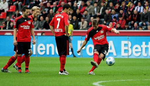 Bayer Leverkusen - 1. FC Nürnberg 4:0: Klare Verhältnisse in Leverkusen. Bereits in der 2. Minute trifft Toni Kroos per Freistoß zur 1:0-Führung
