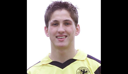 2002 mit der U 17: Rene Adler mit lässig gegeltem Mittelscheitel. Adler bestritt 20 Spiele für die deutschen Jugendauswahl-Mannschaften