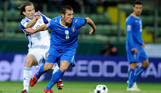 Italien - Zypern 3:2: Gegen das Team von der Mittelmeerinsel taten sich die seit Samstag qualifizierten Italiener um Gaetano D'Agostino (r.) lange schwer