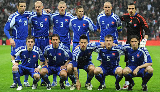 TOP: Die Slowakei ist zum ersten Mal bei einer WM. Mintal, Karhan und Sestak kegelten immerhin Tschechien, Nordirland und Polen raus