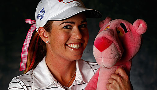 Ein Fotoshooting mit dem Pink Panther, was will man mehr? Golferin Paula Creamer startet gut gelaunt in die LPGA Championships in Richmond, Texas