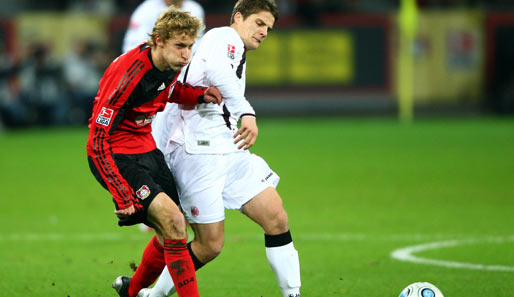 Bayer Leverkusen - Eintracht Frankfurt 4:0: 75 Sekunden nach Anpfiff traf Kießling (l.) bereits zum 1:0 für die Hausherren