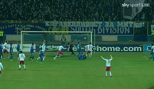 1:0 für Salzburg! Kurios: Auch beim ersten Auswärtsspiel bei Lazio hatte Salzburg erst in der Nachspielzeit den Siegtreffer erzielt