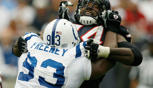 Defensive End: Dwight Freeney (Indianapolis Colts). Ebenfalls dabei: Robert Mathis (Indianapolis Colts) und Mario Williams (Houston Texans)