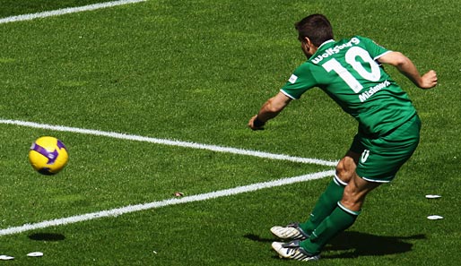 Zvejzdan Misimovic spielt als einziger in der Wolfsburger Offensive auf ähnlichem Niveau wie im Vorjahr. Er hat schon elf Scorerpunkte gesammelt