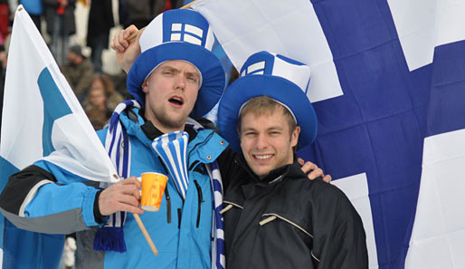 Gerade die Finnen haben wieder was zu lachen, schließlich ist ja Janne Ahonen wieder mit von der Partie