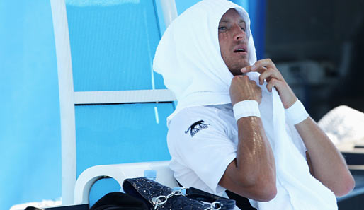Das sieht nach Tennis im Januar in Australien aus. Nikolaj Dawidenko leidet bei brütender Hitze in Melbourne