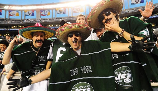 Die Fans der Jets hatten ebenso Grund zum Feiern: New York setzte sich in den NFL-Playoffs knapp mit 17:14 gegen die San Diego Chargers durch