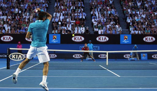 Roger Federer steht bei den Australian Open im Viertelfinale: Der Schweizer ließ Lokalmatador Lleyton Hewitt beim 6:2, 6:3, 6:4 keine Chance