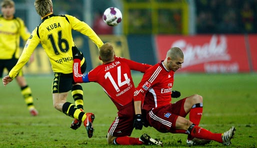 Borussia Dortmund - Hamburger SV 1:0: Kuba (l.) und Jarolim (M.) und Petric kämpfen um den Ball