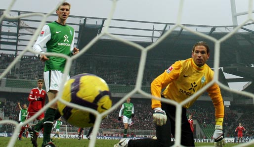 Insgesamt dreimal zappelte der Ball im Werder-Netz - zu viel für Wiese und Co.