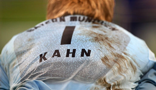 Platz 4: Oliver Kahn. Champions-League-Sieger 2001, Welttorhüter 1999, 2001, 2002. 557 Bundesligaspiele für den KSC und Bayern München