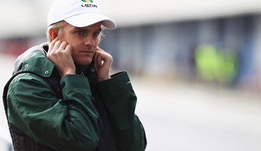 Das ließ sich Heikki Kovalainen nicht entgehen - obwohl er am ersten Test-Tag selbst gar nicht ans Steuer durfte