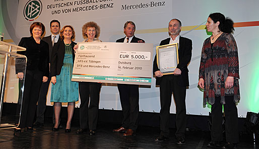 Mercedes-Benz und der DFB loben beim Integrationspreis an Geld- und Sachpreisen 150.000 Euro aus