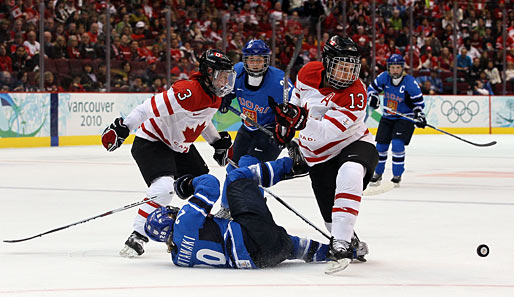 Im Finale treffen die US-Girls auf Kanada, dass Finnland nach überraschend starker Gegenwehr bezwang