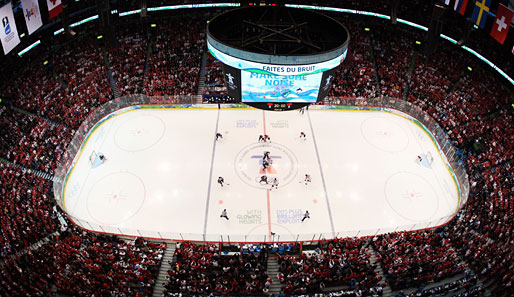 Eishockey: Im Canada Hockey Place fand zum Abschluss der Höhepunkt der Spiele statt - Kanada vs. USA!