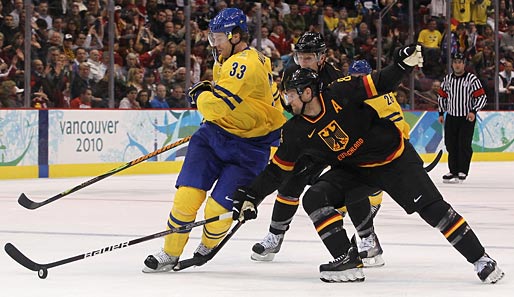 Die deutschen Eishockey-Herren schlugen sich tapfer gegen die Schweden, mussten sich aber dennoch mit 0:2 geschlagen geben