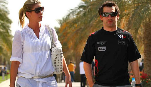 Willkommen in Bahrain: Timo Glock und seine Freundin Isabell fühlen sich unter der heißen Sonne sichtlich wohl
