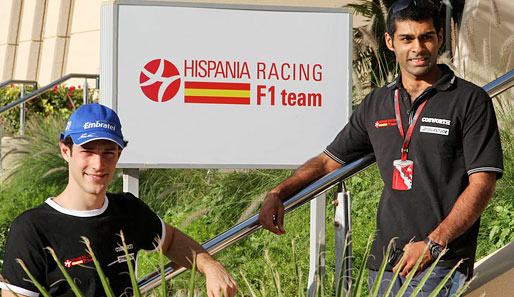 Senna und Chandhok und ihr neues Team Hispania Racing stellten sich der Öffentlichkeit vor. Zu den Tests haben sie es ja nicht rechtzeitig geschafft