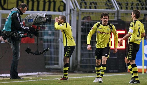Was guckst du?! Mohamed Zidan (l.) war mit zwei Treffern wesentlich am Dortmunder Sieg beteiligt