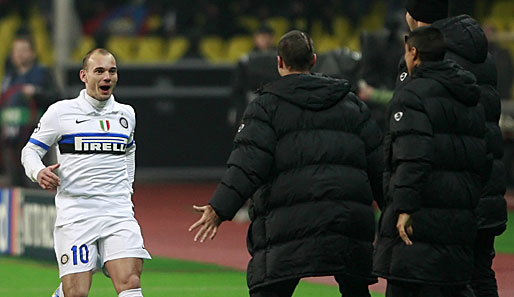 ZSKA Moskau - Inter Mailand 0:1: "Komm in unsere Arme, Wesley!" In Moskau sorgte der Niederländer schnell für klare Verhältnisse, traf nach sechs Minuten zum 1:0