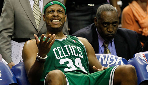 Paul Pierce konnte kaum hinschauen, was seine Teamkollegen machten - doch am Ende hatten die Boston Celtics gegen Orlando die Nase vorn