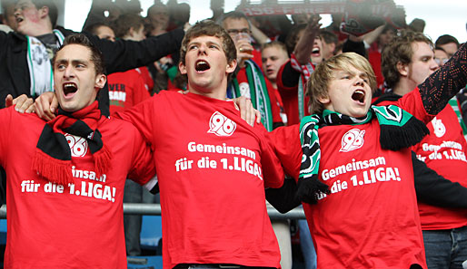Und der Slogan sollte auch nach Abpfiff Bestand haben: Hannover 96 bleibt erstklassig - Bochum steigt ab