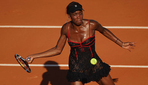 Lockerer Auftakt für Venus Williams gegen Patty Schnyder aus der Schweiz: Die US-Amerikanerin setzte sich 6:3, 6:3 durch