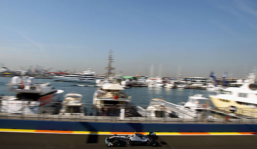Der bessere Mercedes-Fahrer in Valencia war aber Nico Rosberg. Er drehte die viertschnellste Runde durch den Hafen
