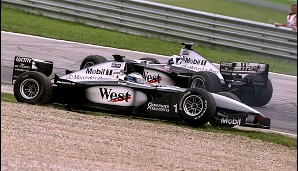 In Österreich kam es dann zur Kollision. Ohne Folgen für Coulthard, aber Häkkinen musste sich danach durchs ganze Feld kämpfen