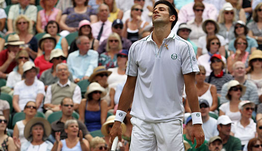 Wimbledon, Tag elf: Novak Djokovic hatte sich für das Halbfinale viel vorgenommen - doch schnell musste er einsehen, dass es schwer wird gegen Tomas Berdych