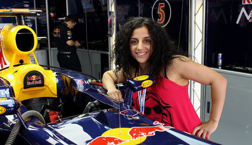 Boxerin Susi Kentikian darf sogar die Red-Bull-Box besichtigen