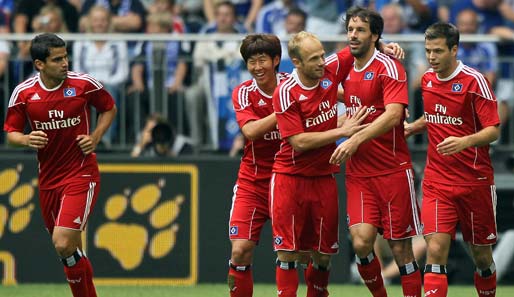 Der HSV machte es besser: Nach einem katastrophalen Rückpass von Metzelder traf van Nistelrooy zum 1:0