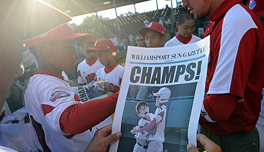 We are the champions: Japan gewinnt die Little League World Series. Nach dem 4:1 gegen das Team aus Hawaii lassen sich die jungen Spieler feiern