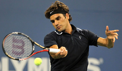 King Roger is back! Federer hat zum Auftakt der US Open sein Erstrundenmatch bestritten. Natürlich hat er gewonnen...