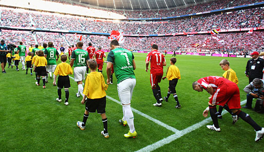 FC Bayern München - Werder Bremen: Das Topspiel des 3. Spieltags stieg am Samstagabend in der Allianz Arena in München