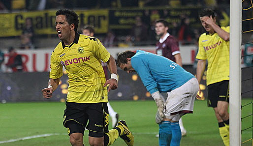 Borussia Dortmund - 1. FC Kaiserslautern 5:0: Lucas Barrios traf gleich zweimal beim Kantersieg