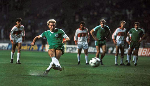 1983 trifft man sich wieder in EM-Quali. Rummenigge trifft beim 5:1 im Rückspiel in Berlin. Das Hinspiel hatte die DFB-Auswahl 3:0 gewonnen
