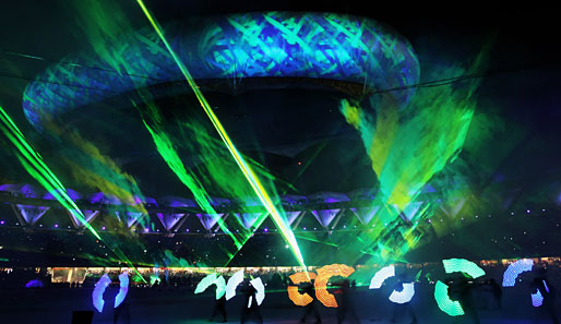 Die Commonwealth Games in Delhi wurden mit einer atemberaubenden Zeremonie im Jawaharlal Nehru Stadion beendet. Man könnte auch titeln: UFO in Indien gesichtet