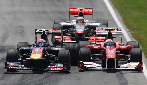 Kanada: Der Reifenpoker zwischen Red Bull und McLaren bestimmt das Rennen. Für Aufsehen sorgt aber Sebastien Buemi, der seine ersten Führungskilometer sammelt