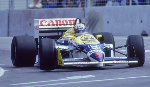 1986: Nigel Mansell hat sechs Punkte Vorsprung auf Prost und sieben auf Nelson Piquet. Seine Chancen sind sehr gut, doch dann platzt der Reifen