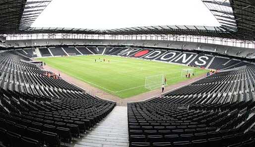 Der Nachfolger-Verein, die MK Dons spielen in einer neuen Arena mit 30.000 Plätzen. Aber mehr als die dritte englische Spielklasse hat das Stadion noch nicht gesehen